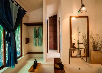 Japoneza Retreat Centro - Adults Only hotel thumbnail 3