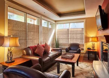 Bellstar Suites at Solara Resort hotel thumbnail 6