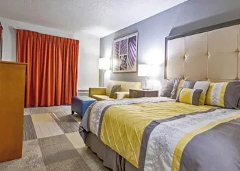 Hotel Inn Fairfield hotel thumbnail 2