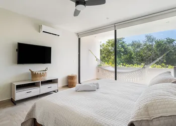 XPU HA Residencial Beach hotel thumbnail 8