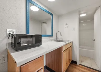 Southern Springs Extended Stay hotel thumbnail 5