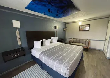 Kings Inn hotel thumbnail 2