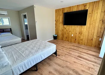 Cascade Inn hotel thumbnail 3