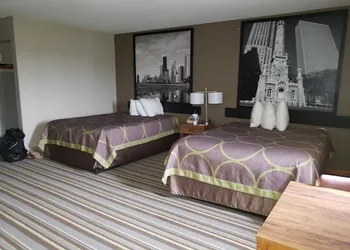 Watseka 24 Inn & Suites hotel thumbnail 2