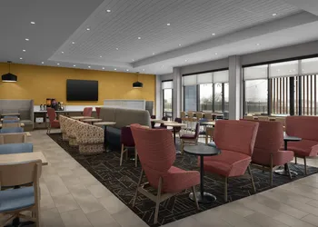 Home2 Suites By Hilton Taylor hotel thumbnail 2