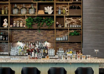 Element by Marriott Wilmington hotel thumbnail 2