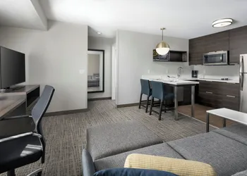 Residence Inn by Marriott Battle Creek hotel thumbnail 8