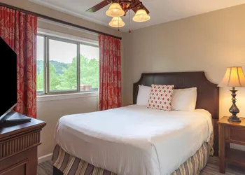 Hilton Vacation Club MountainLoft Gatlinburg hotel thumbnail 7