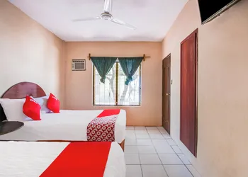 OYO Hotel Margarita hotel thumbnail 8