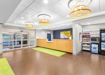 Spark by Hilton Dothan hotel thumbnail 4