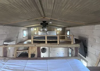 Tiny Home Resorts hotel thumbnail 5