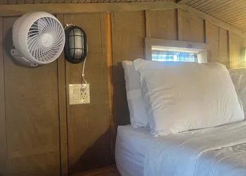 Tiny Home Resorts hotel thumbnail 6