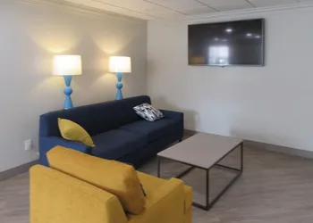 Comfort Inn Pikeville hotel thumbnail 2