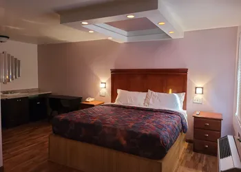 Pleasant Hill Motel hotel thumbnail 2
