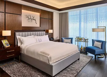 Laurel Hotel and Spa hotel thumbnail 5