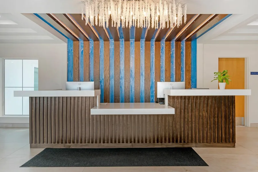 The J Hotel Dunedin near Honeymoon Island State Park, an Ascend Collection Hotel hotel detail image 2