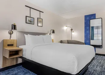 Sleep Inn & Suites Merrillville hotel thumbnail 6