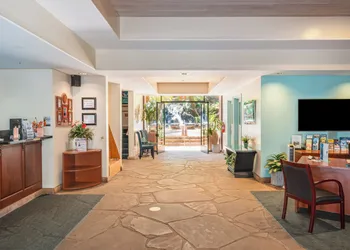 Petite Retreat at Kahana Falls hotel thumbnail 5