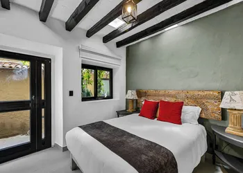 Hotel Bonito hotel thumbnail 2