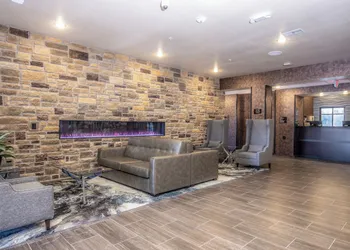 Cobblestone Hotel & Suites - Waukesha hotel thumbnail 2