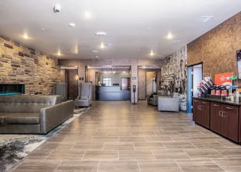 Cobblestone Hotel & Suites - Waukesha hotel thumbnail 3