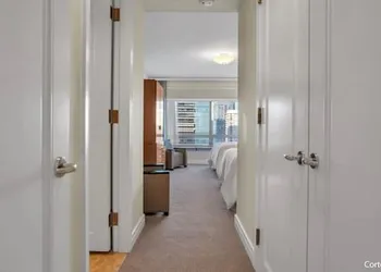 Four Seasons hotel 2bedroom suite hotel thumbnail 6