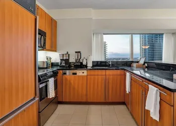 Four Seasons hotel 2bedroom suite hotel thumbnail 7