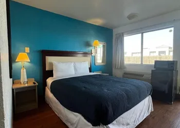 Parkside Inn by PHG - Sweetwater hotel thumbnail 6