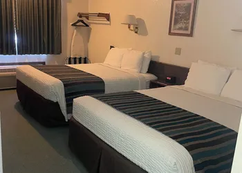 Rails Inn hotel thumbnail 3