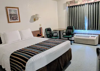 Rails Inn hotel thumbnail 5