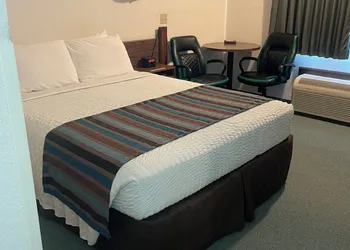 Rails Inn hotel thumbnail 6