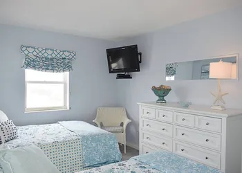 Picture Perfect- Oceanfront Condo hotel thumbnail 2