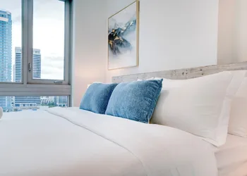 Miami Downtown Vacation Suites hotel thumbnail 3
