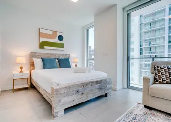 Miami Downtown Vacation Suites hotel thumbnail 6