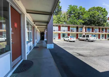 Edyn Hotel By Townhouse Wytheville US 52 hotel thumbnail 2