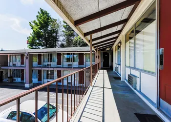 Edyn Hotel By Townhouse Wytheville US 52 hotel thumbnail 4
