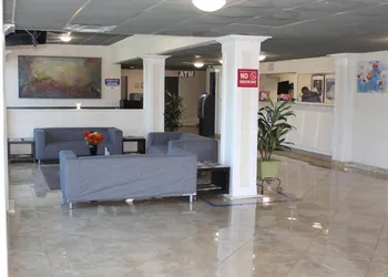 Noble Suites hotel thumbnail 2