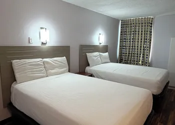 Noble Suites hotel thumbnail 7
