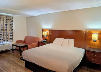 Forsythia Inn hotel thumbnail 7