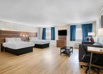 Baldwin Inn & Suites, SureStay Collection by Best Western hotel thumbnail 7