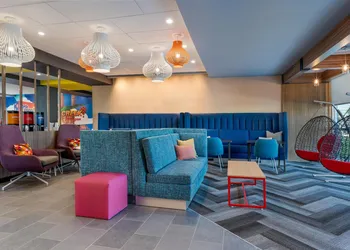 Tru By Hilton Battle Creek hotel thumbnail 5