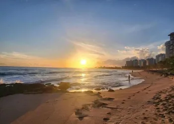 Breathtaking 2-Br Beachside Apartment hotel thumbnail 7