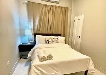 Stunning 2-Bedroom Apartment hotel thumbnail 2