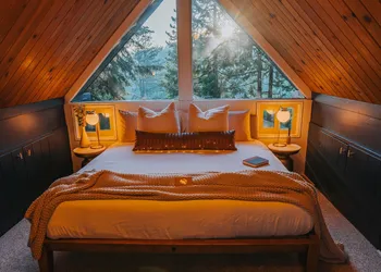 Lightfoot Cabin hotel thumbnail 4