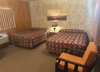 Chisos Mining Co Motel hotel thumbnail 5