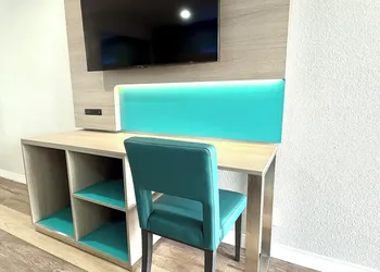 Royale Inn Motel hotel thumbnail 6