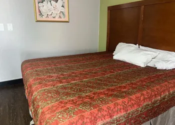 Capitol Inn by Belvilla Richmond Airport VA hotel thumbnail 8