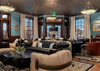 Emigrant Boutique Hotel hotel thumbnail 2