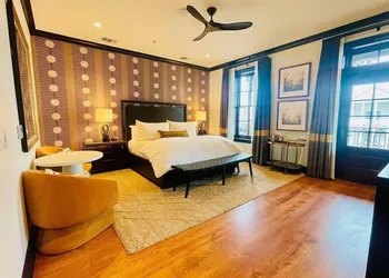 Emigrant Boutique Hotel hotel thumbnail 6