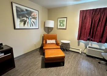 Chesaning Inn & Suites hotel thumbnail 2